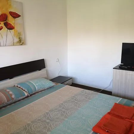 Single Elit Apartamento Chernomorets