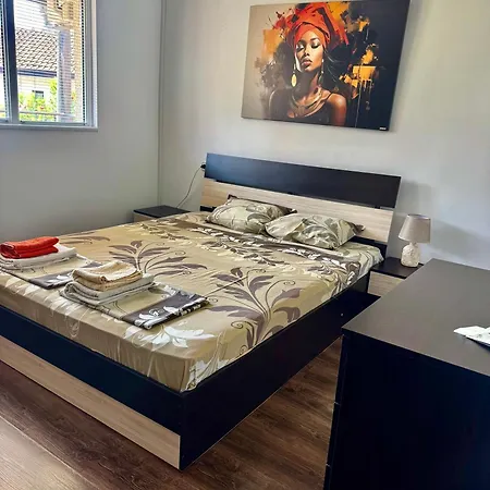 Apartament Single Elit Cernomoreț
