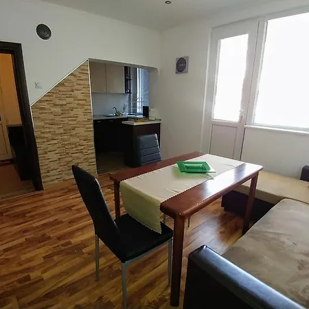 Single Elit Apartament Czernomorec